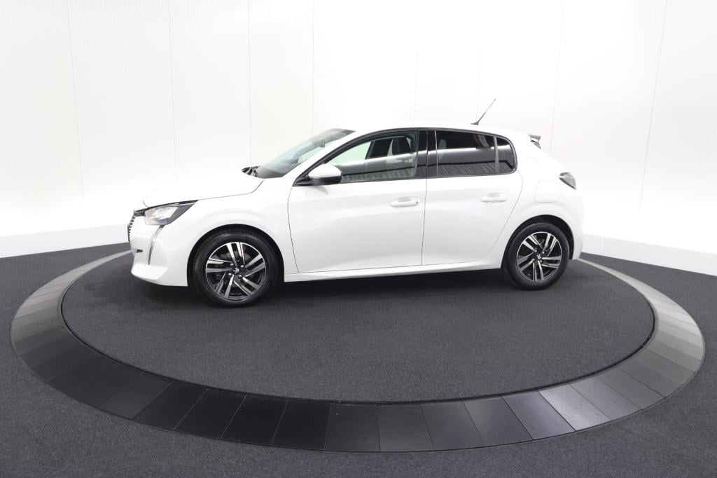Peugeot 208 puretech 100 allure | camera | apple carplay | parkeersensoren 
