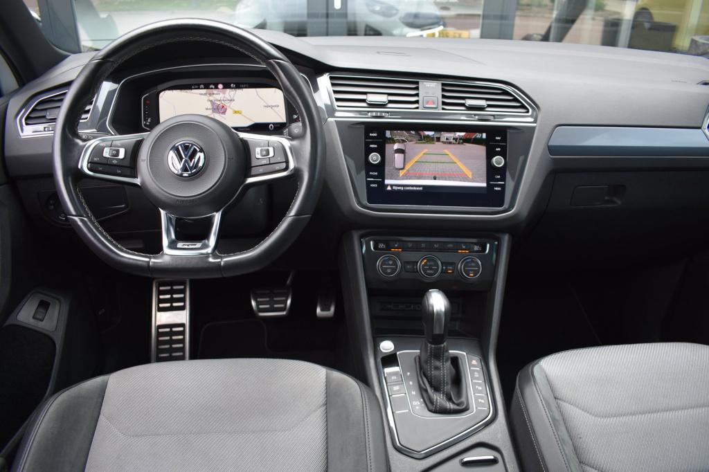 Volkswagen Tiguan 1.5 tsi act r-line | trekhaak | camera | stoelverwarming 