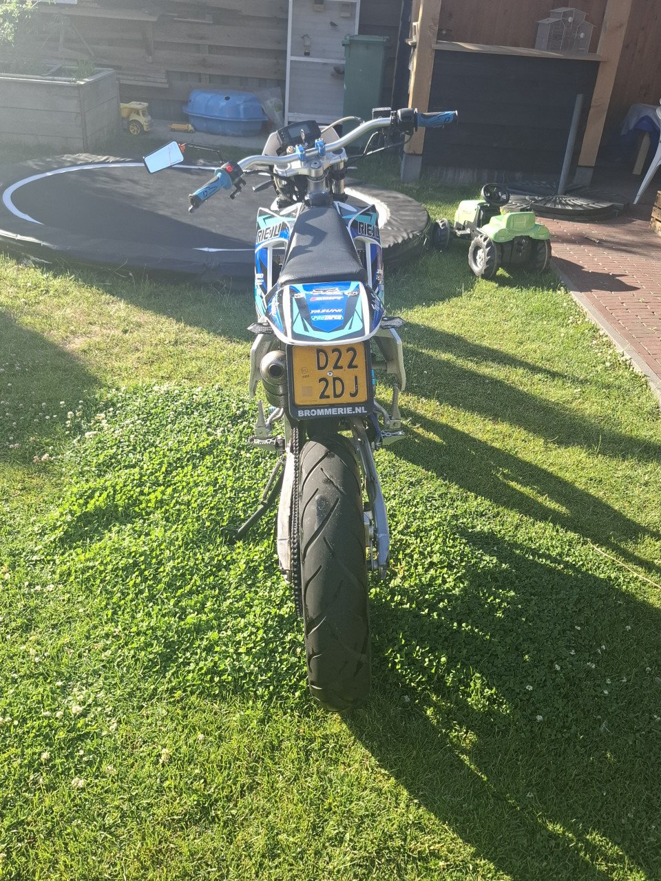 Rieju mrx schakelbrommer