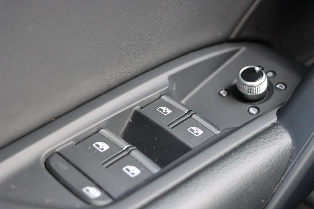 Audi Q5 sportback 55 tfsi e s edition competition 367pk s-tronic trekhaak |