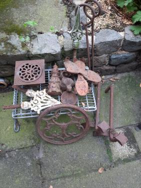 Oude gietijzeren ornamenten