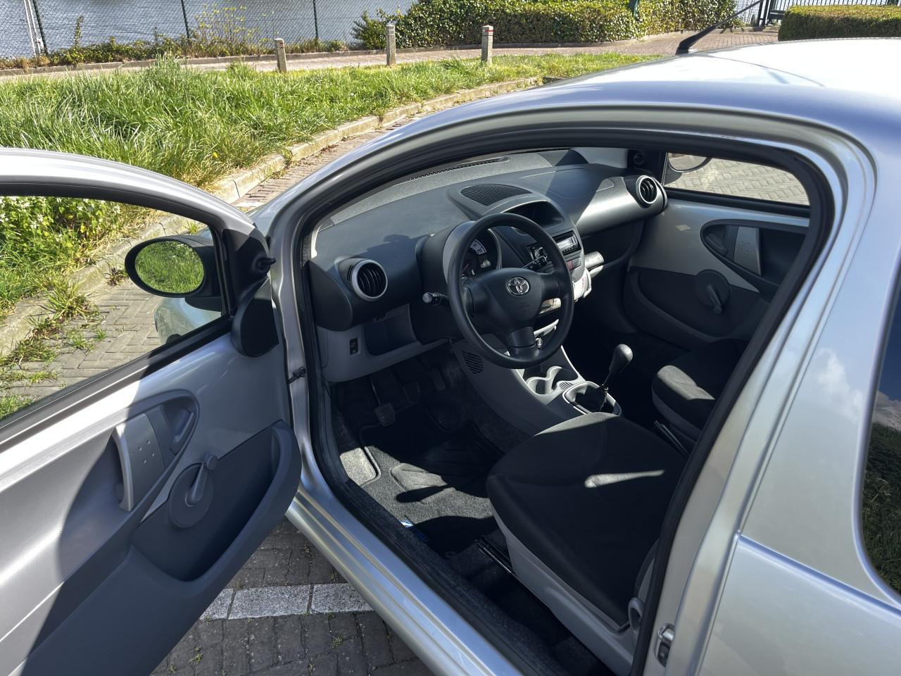 Toyota Aygo 1.0 | 150dkm | Zeer netjes | Zilver