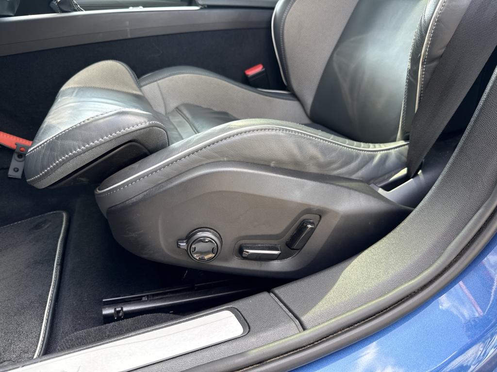 Volvo V60 2.0 t4 r-design polestar engineered | nl-auto | hud | pano | lede