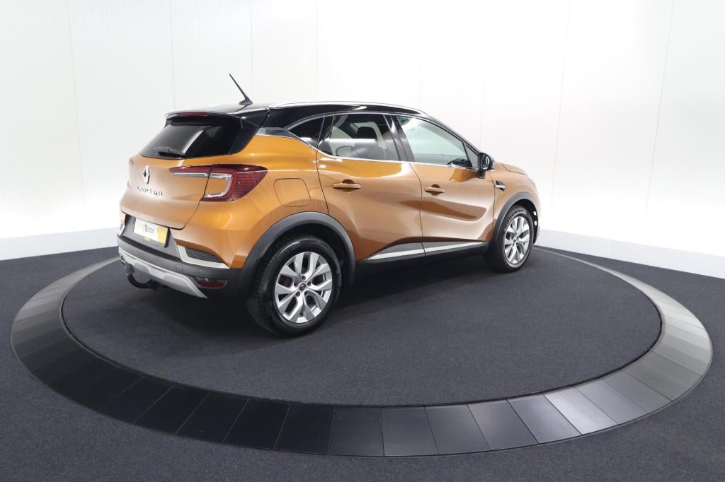 Renault Captur tce 130 edc intens | trekhaak | adaptieve cruise control | c
