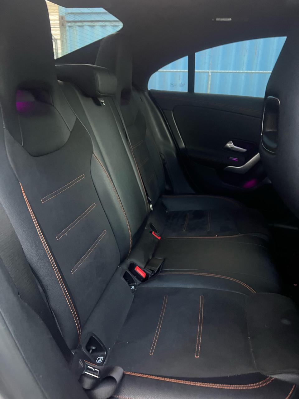 Mercedes-Benz CLA-Klasse 220d Premium Plus