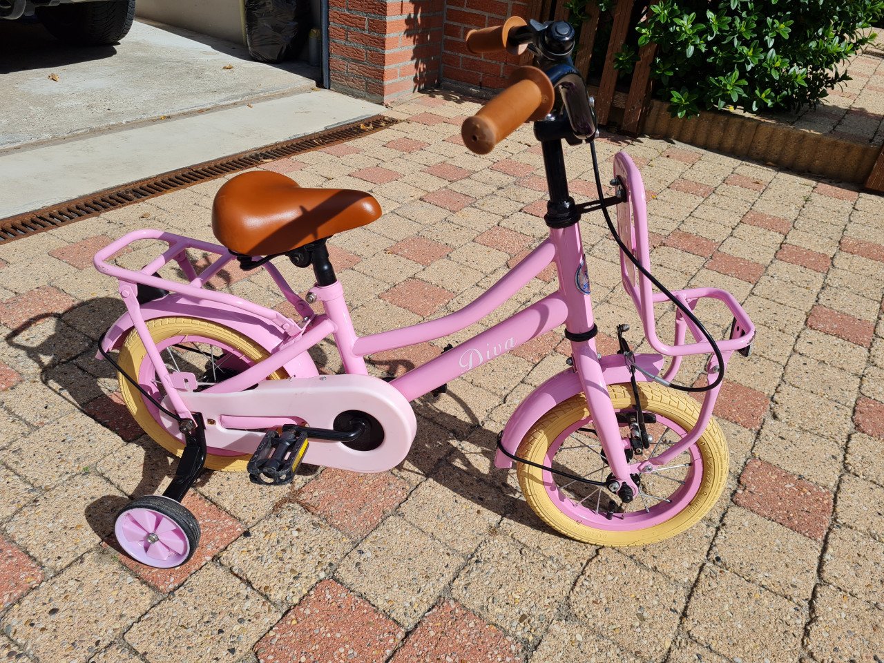 12 inch fietsje met zijwieltjes