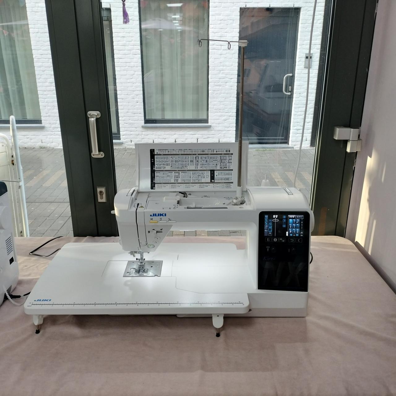 Juki naaimachine HZL-NX7