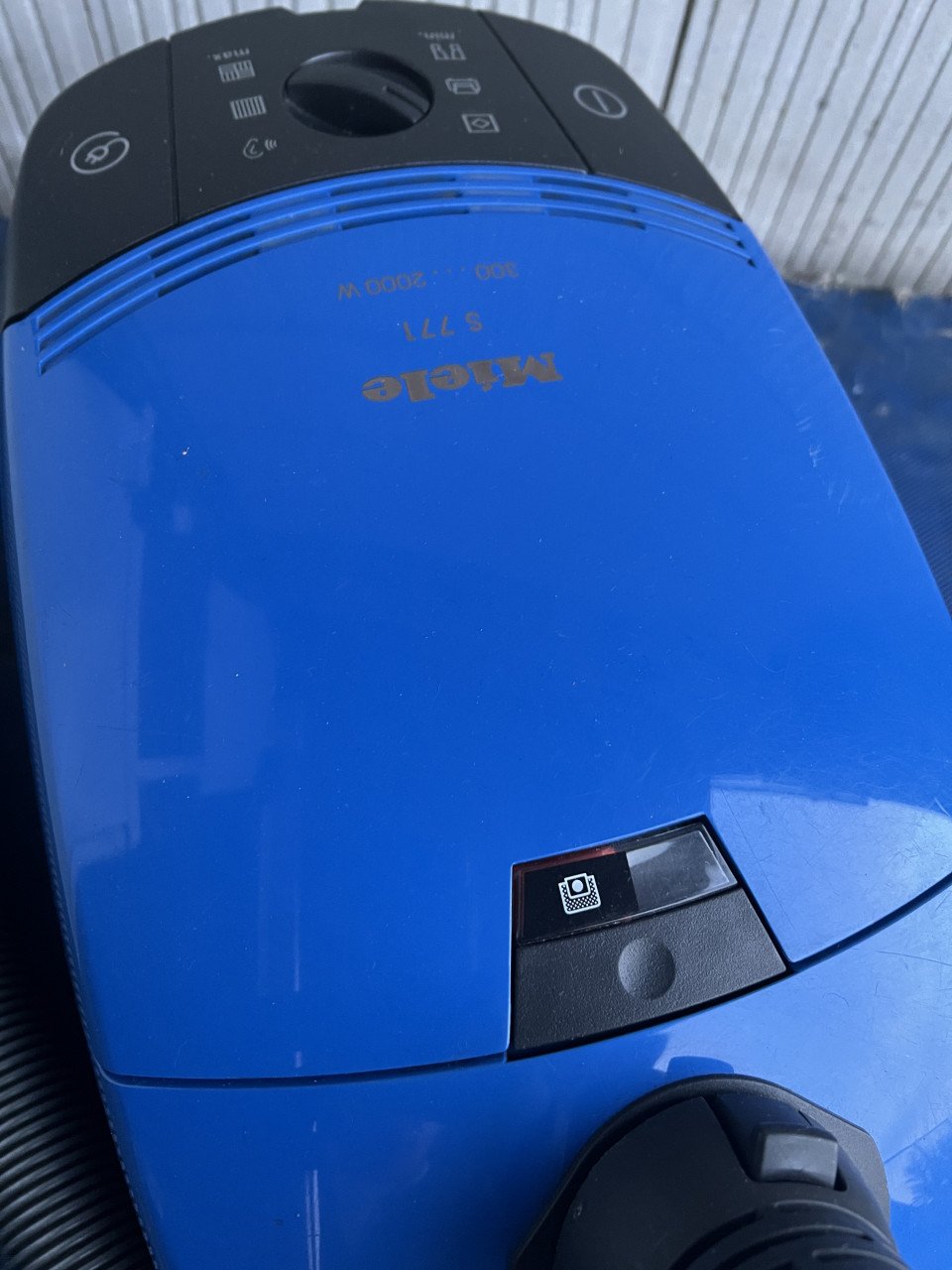 Miele S771 krachtige stofzuiger 2000 watt met alle hulpstukken