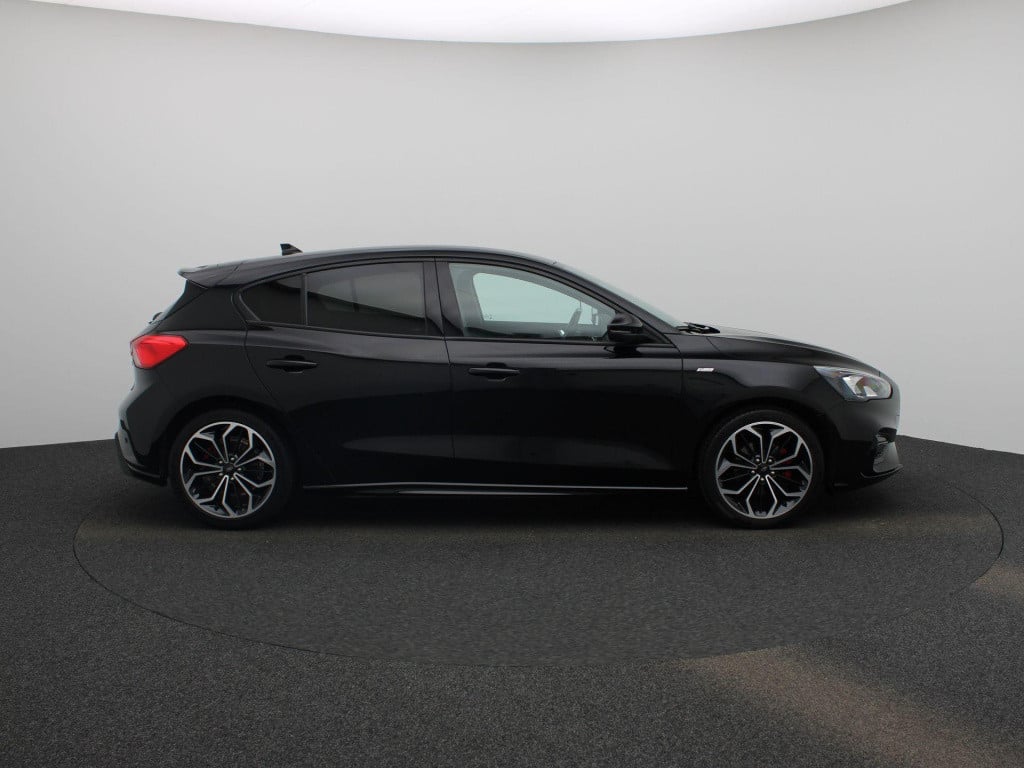 Ford Focus 1.0 ecoboost hybrid st line x business | lmv | parkeer sensoren 