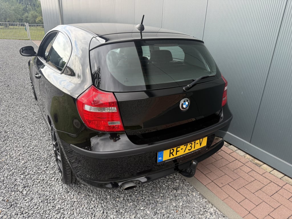 BMW 1 Serie 116i 2.0 122pk executive 3-drs
