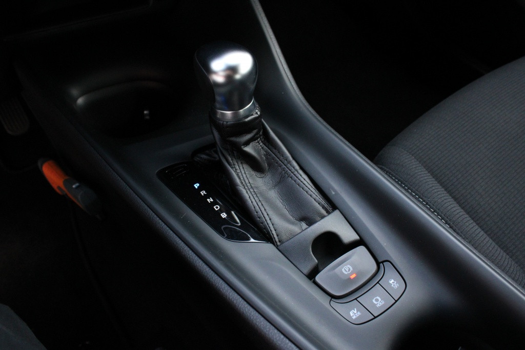 Toyota C-hr 1.8 hybrid active
