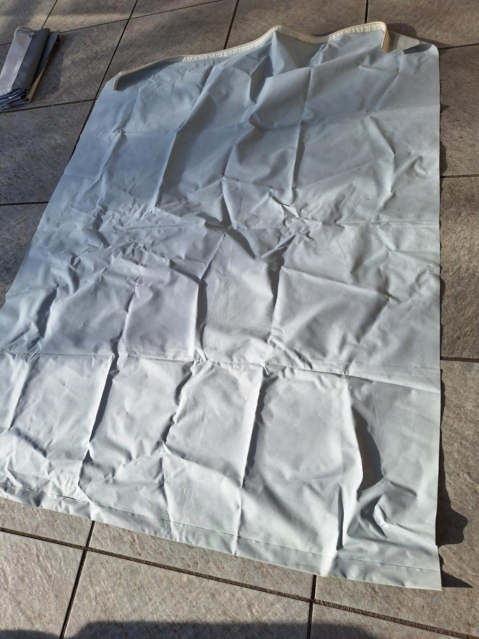 Luifel met pees en zijwand voor luifel