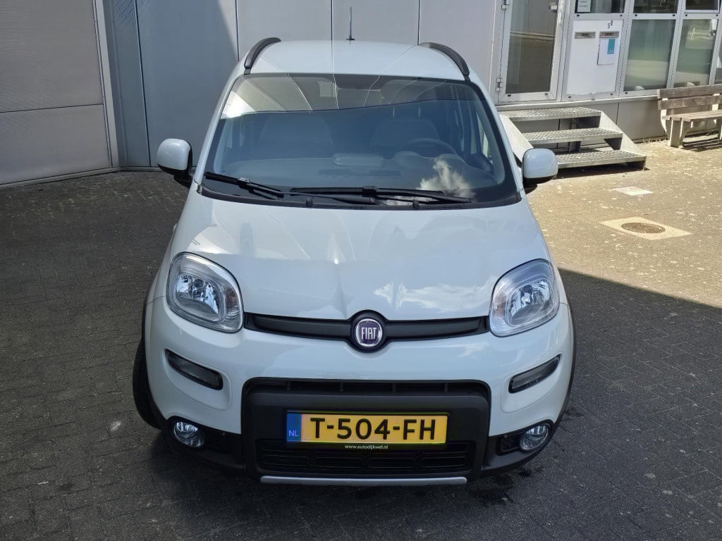 Fiat Panda 1.0 hybrid city life slechts 2895 km!!