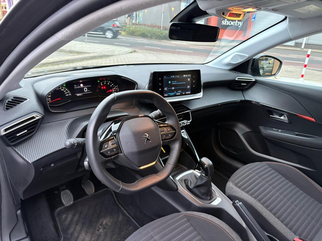 Peugeot 208 1.2 puretech active