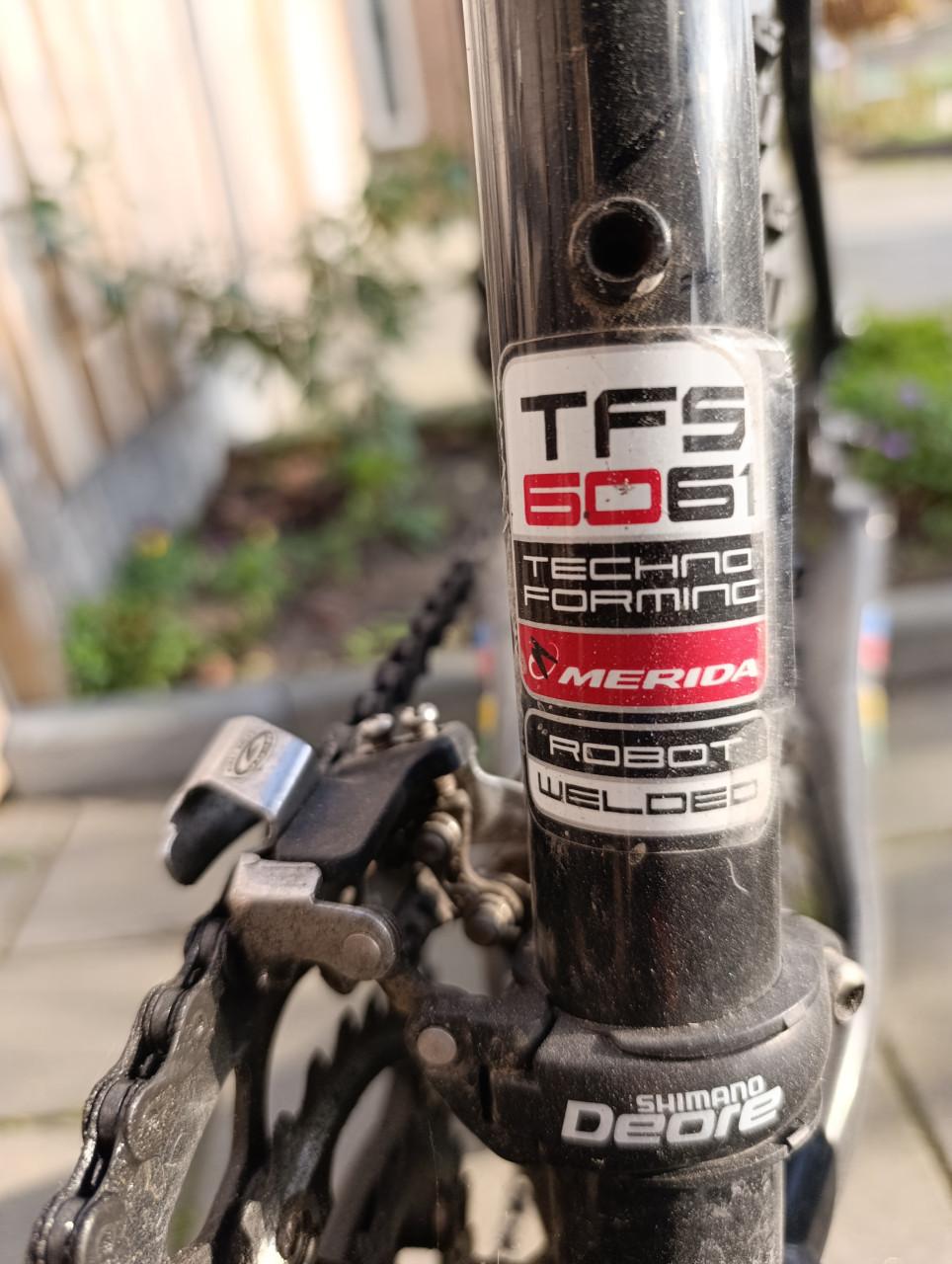 Mountainbike te koop