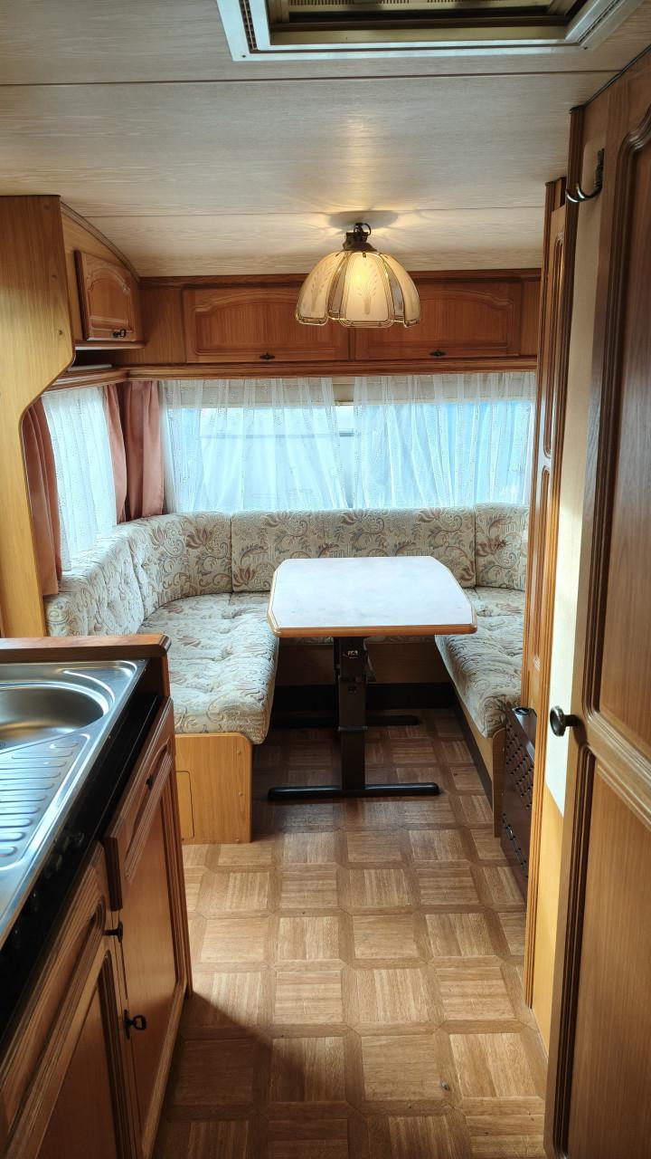 Tabbert Comtesse 515 met kenteken..Max.snelheid 100 km.h