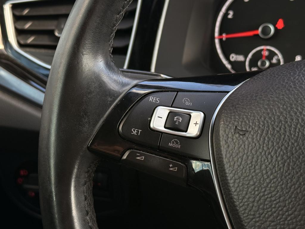 Volkswagen Polo 1.0 tsi highline | acc | climate control | apple carplay | 
