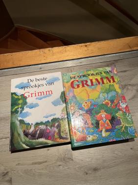 2 sprookjes boeken van Grimm