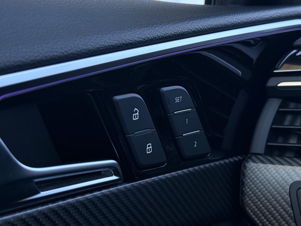 Audi Rs4 a4 avant 2.9 tfsi quattro | b&o | 360 | keramiek | stoel/stuur ver