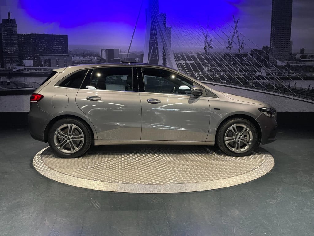 Mercedes-Benz B-Klasse 250 e *pano*stoelkoeling/verwarming*camera*apple/and