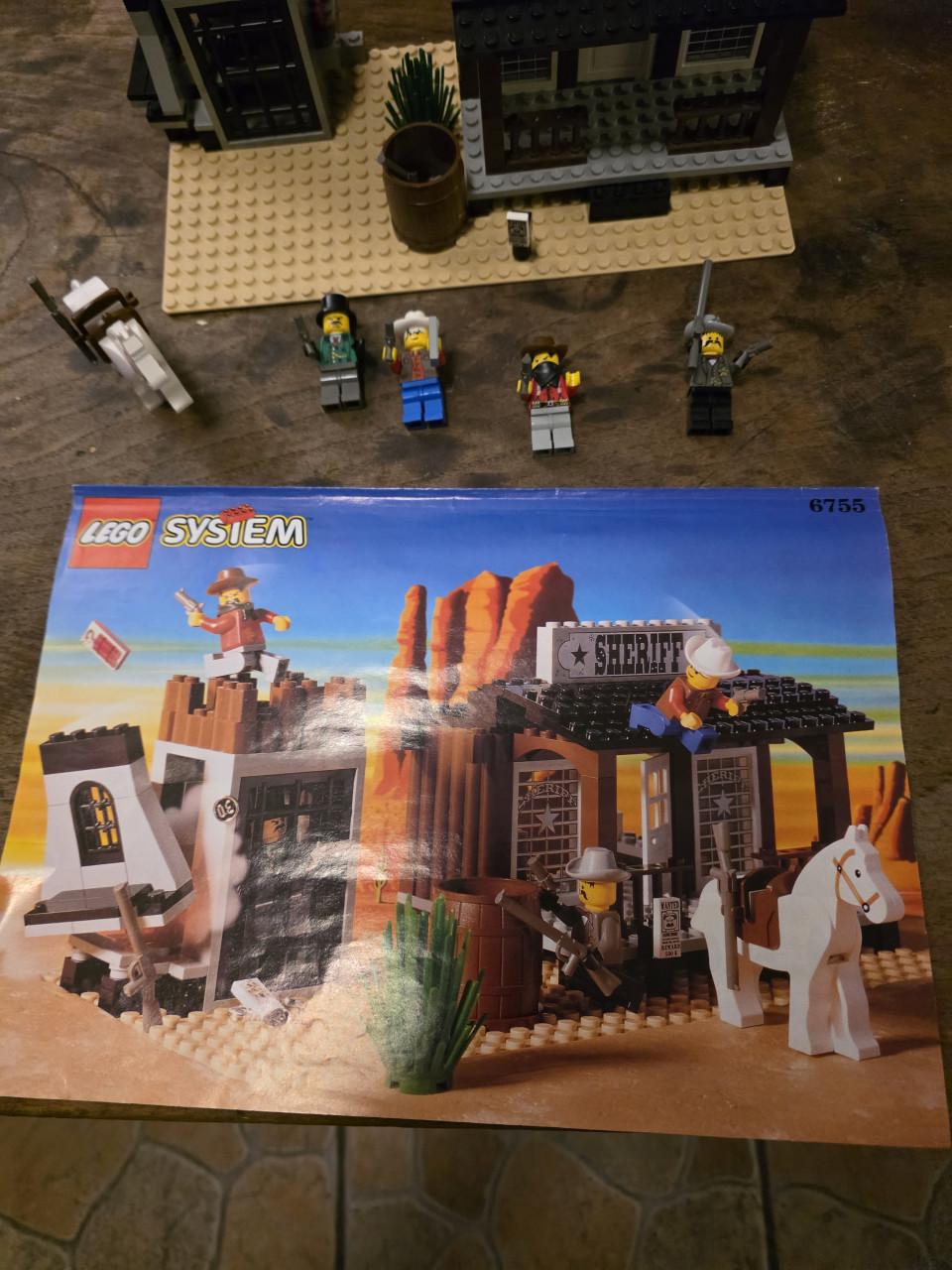 Lego cowboys  gold cyti  junction