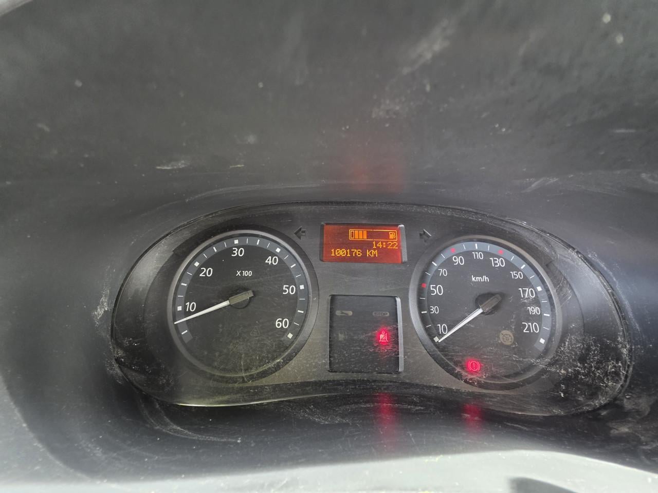 Renault Trafic 2.0 2013 lage km stand