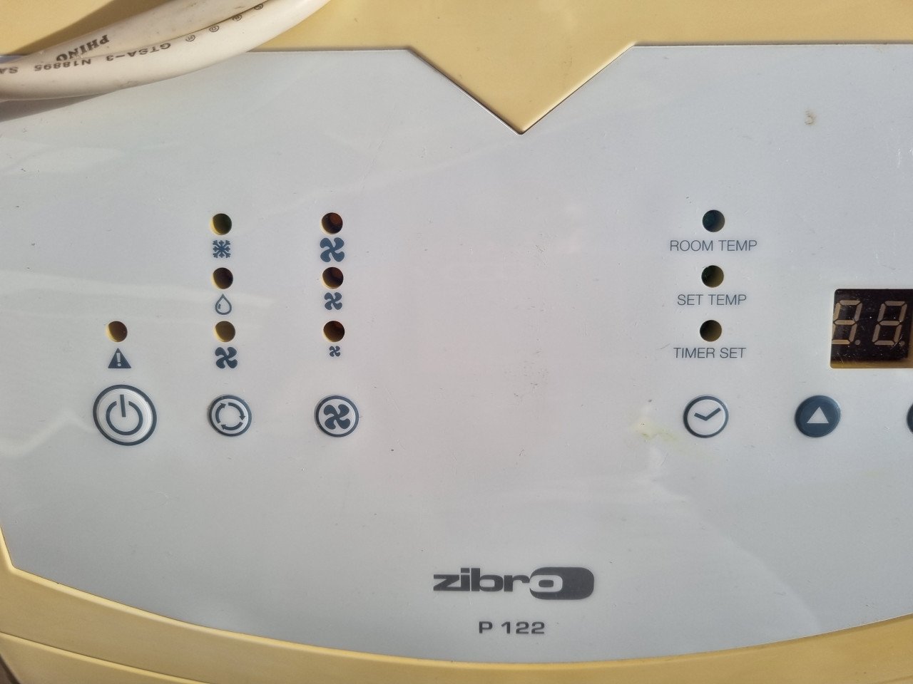 Mobiele airco Zibro P122 met afvoerslang