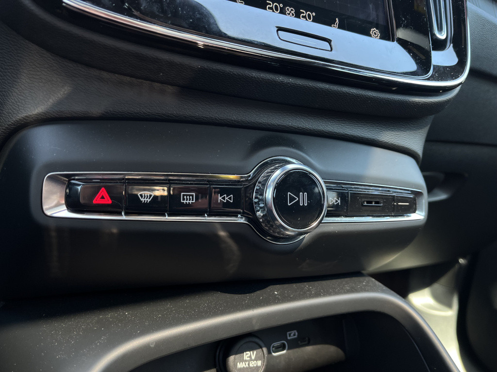 Volvo C40 single motor extended range ultimate 82 kwh | harman/kardon | pil