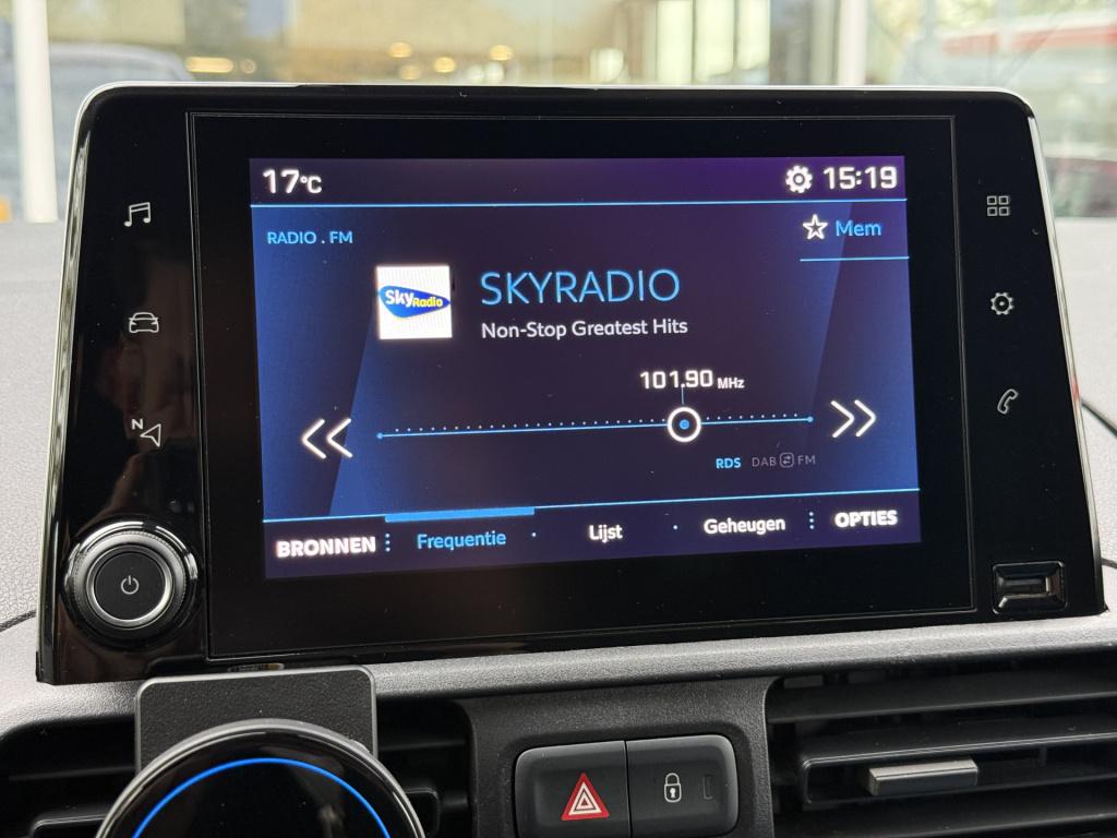 Peugeot Partner 1.5 bluehdi premium | trekhaak | navi | carplay | camera | 