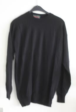 Zwarte trui maat L-52