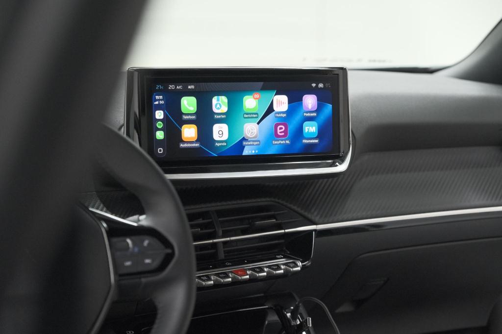 Peugeot 2008 puretech 100 allure | apple carplay | parkeersensoren | climat
