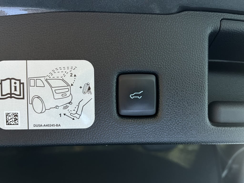 Ford Kuga 2.5 phev st-line x | pano | carplay | trekhaak | keyless | head-u