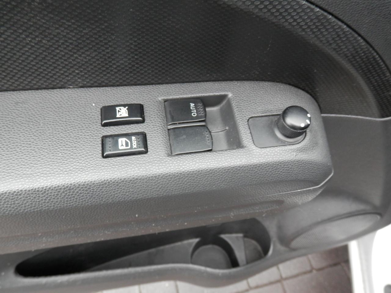 Auto Garant Biedt Aan: Opel Agila 1.2 Enjoy