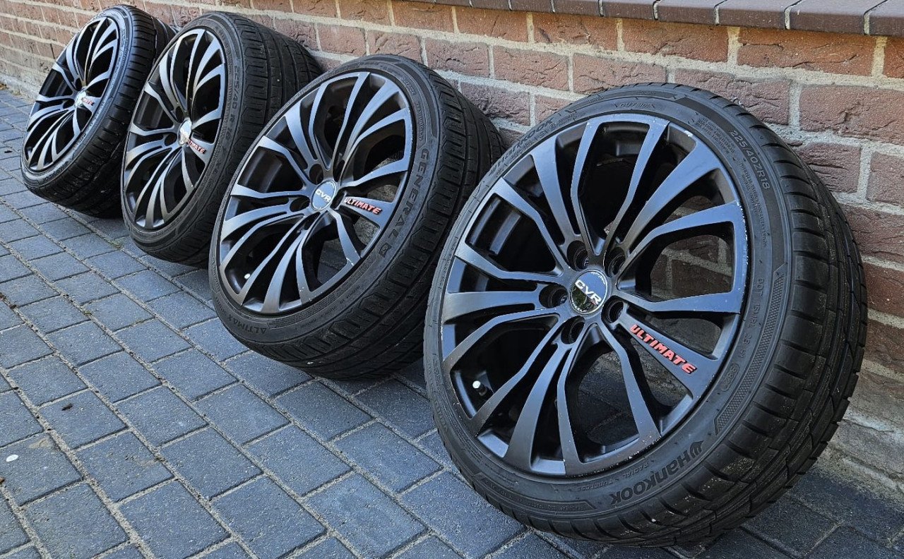 Lichtmetalen Velgen met Banden Audi A3 225-40-18, 5x112
