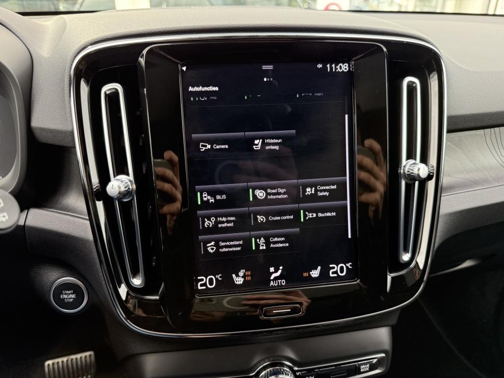 Volvo XC40 t5 262pk recharge ultimate dark| panodak| adap.cruise| camera| e