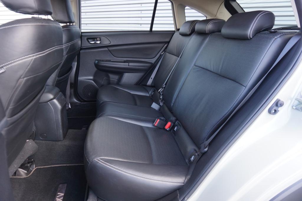 Subaru Xv 2.0i luxury awd airco / navi / cruise / camera / leder / parkeers