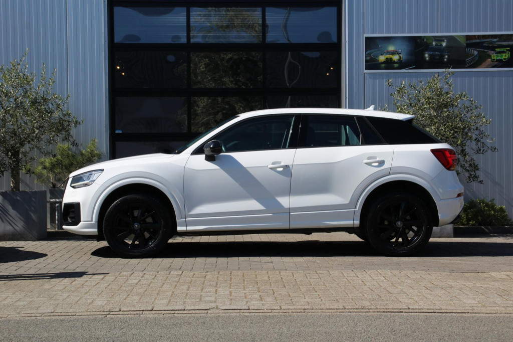 Audi Q2 1.4 tfsi sportline - automaat - acc - led - matrix - apple carplay 
