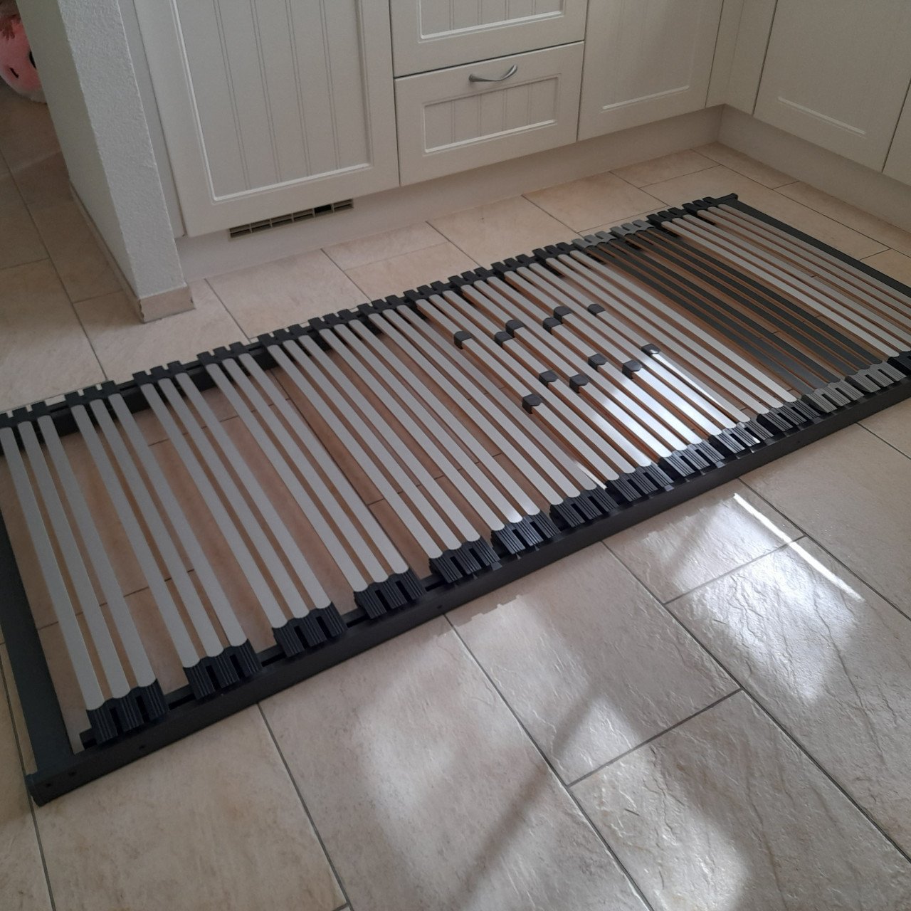Stevige lattenbodem 90 x 220 (in goede staat )
