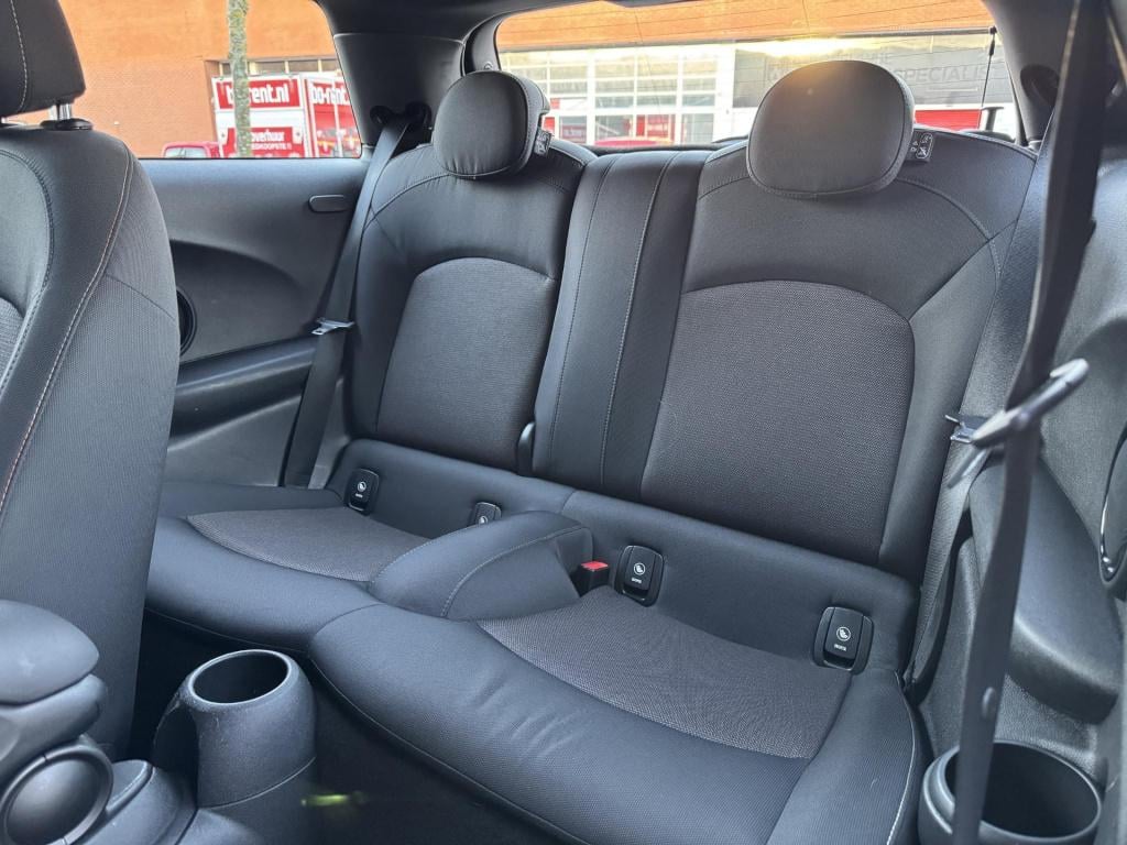 Mini Cooper mini 1.5 salt business allseason banden, nl-auto!