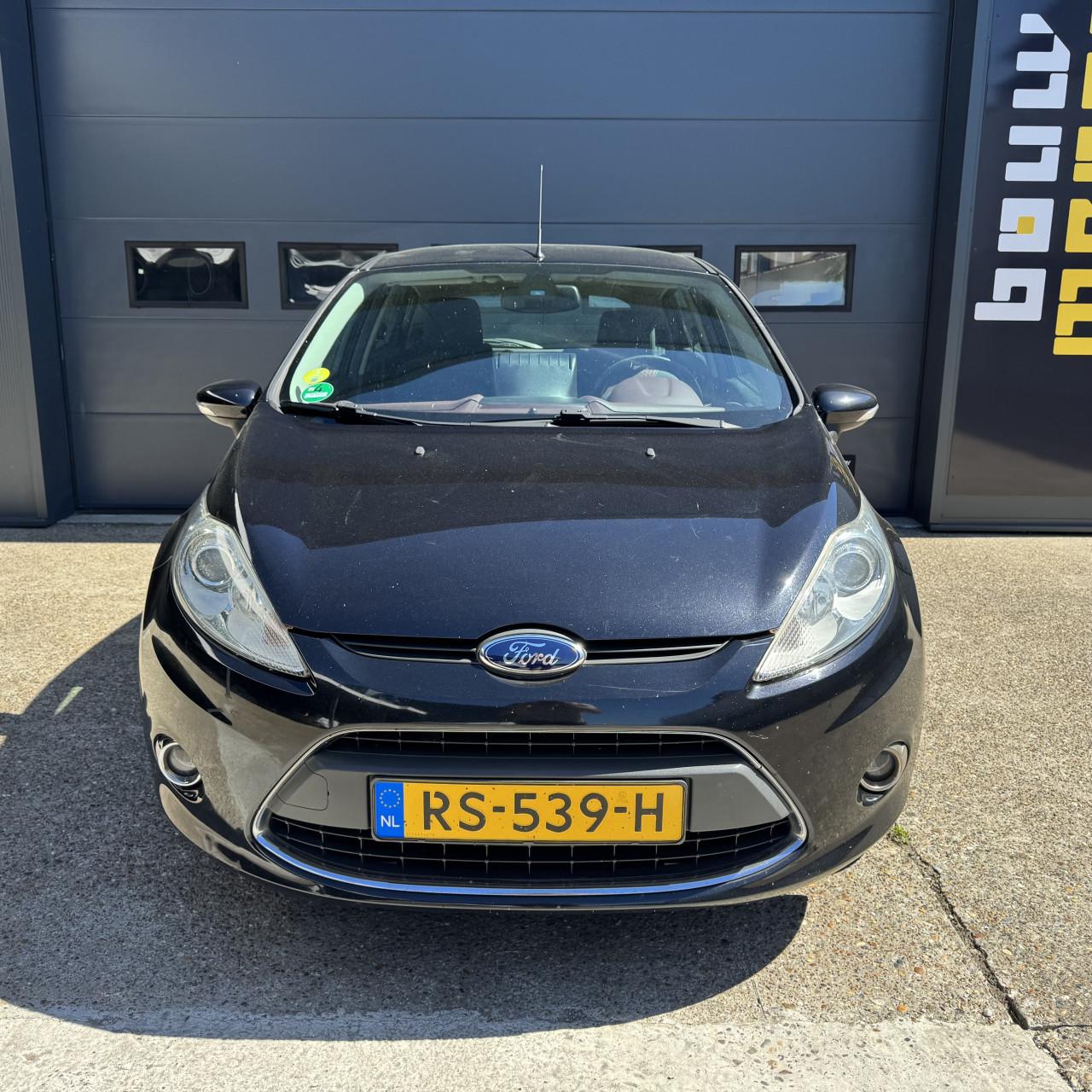 Ford Fiesta 1.25 44KW Titanium 5DRS 2009  Zwart Airco Apk Nap