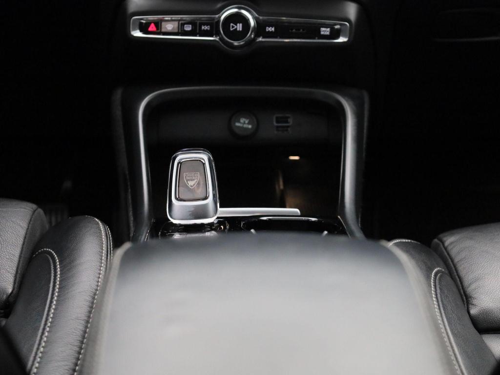 Volvo XC40 1.5 t4 recharge inscription | automaat | panoramadak | apple car