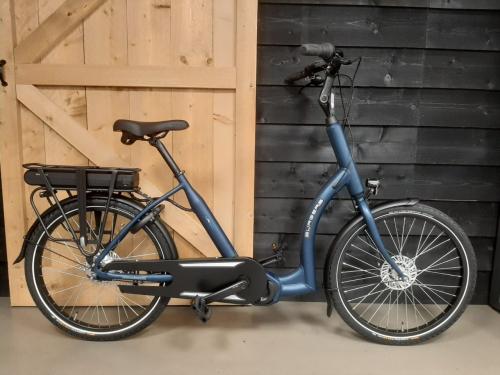 Nieuw Burgers Ergo bike lage instap wegrijden met beide voeten op de grond