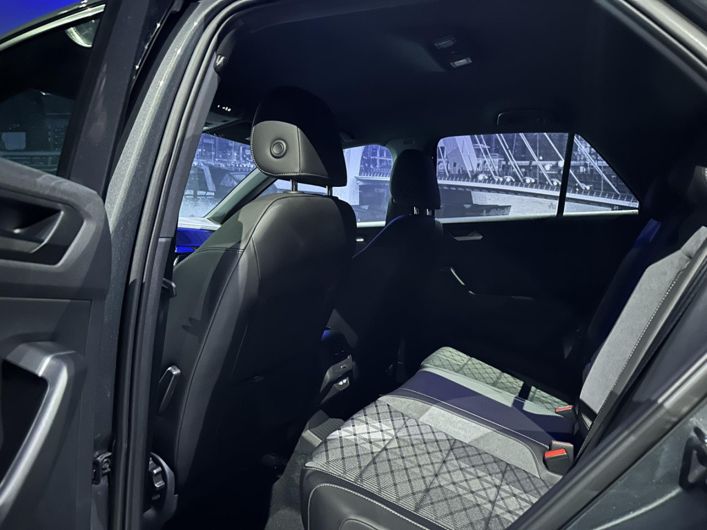 Volkswagen T-roc 1.5 tsi r-line edition *keyless*winterpakket*camera*