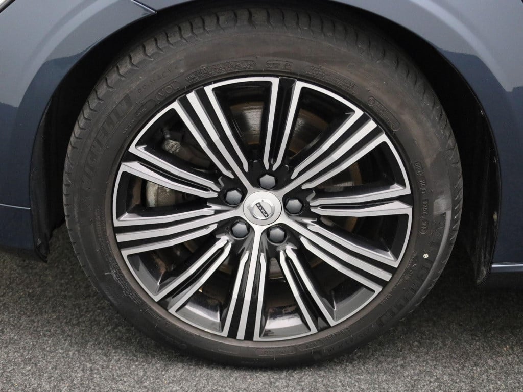 Volvo V60 2.0 t6 recharge awd inscription | automaat | lmv | trekhaak | led