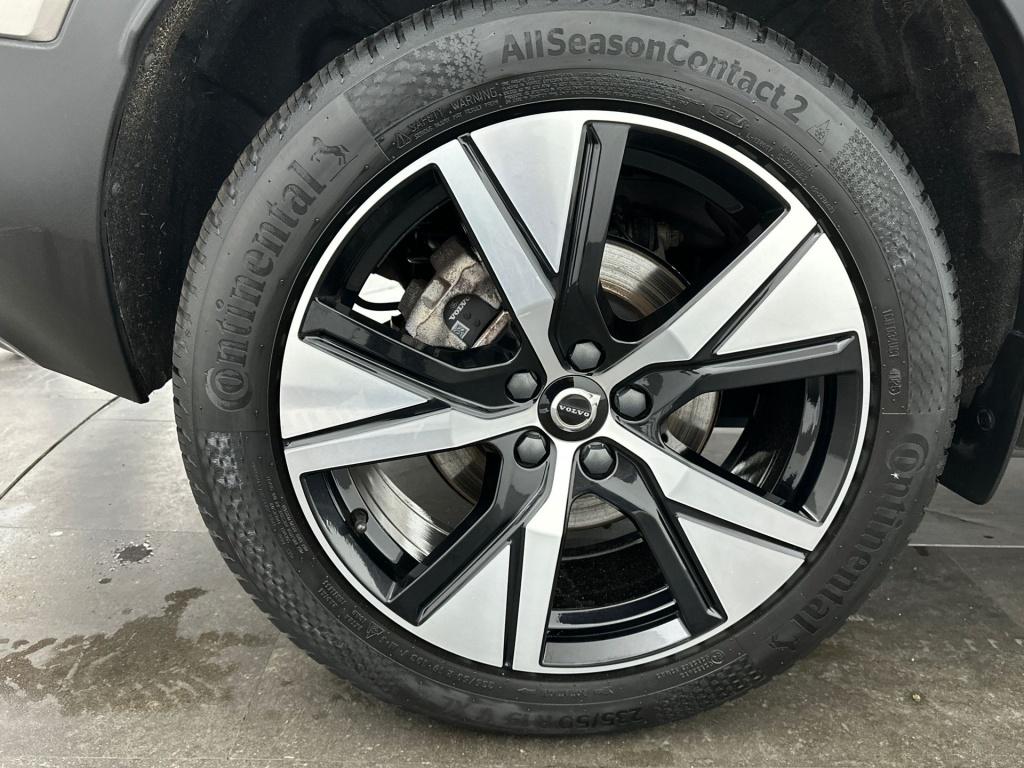 Volvo XC40 t4 211pk recharge r-design| adap.cruise| pano| camera| stoel