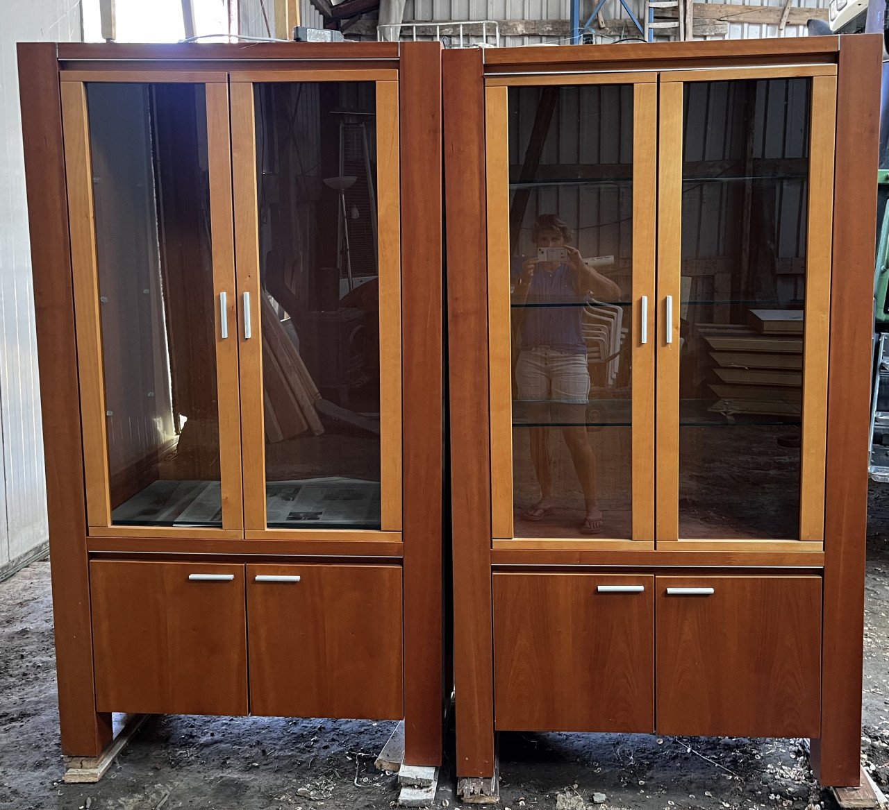Vitrine kasten kersen kleur