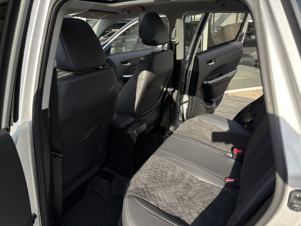 Suzuki Vitara 1.4 boosterjet style smart hybrid/ panoramadak