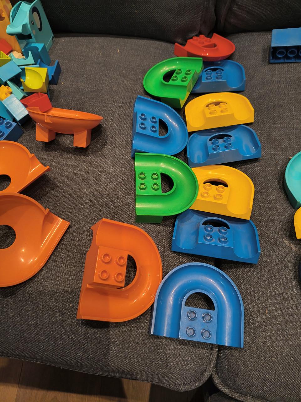 Heel veel duplo en hubelino knikkerbaan
