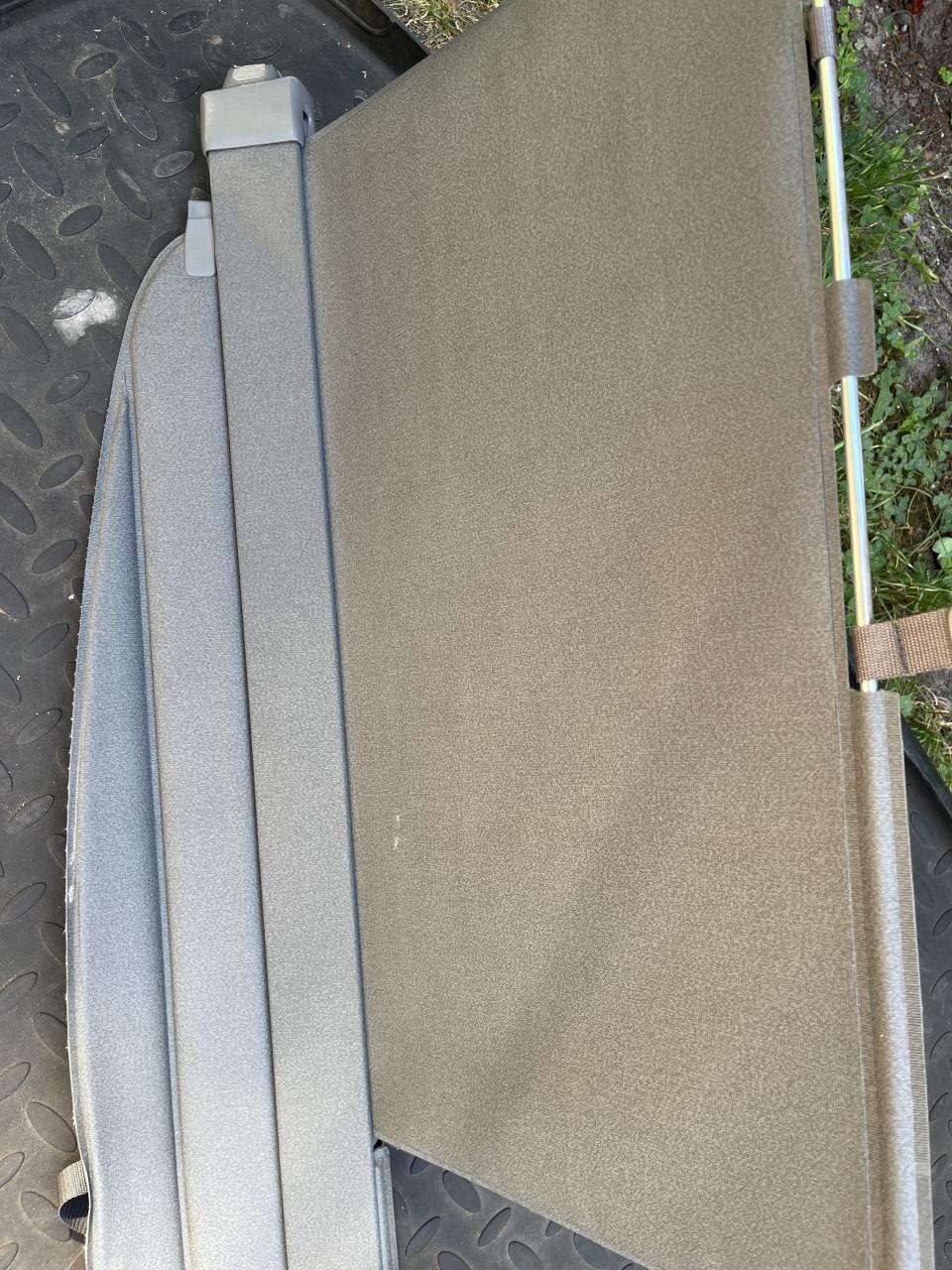 Hoedenplank auto