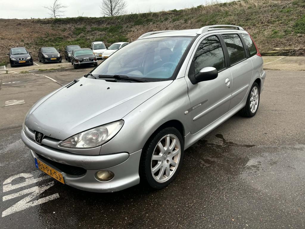 Peugeot 206 sw 1.6-16v quiksilver
